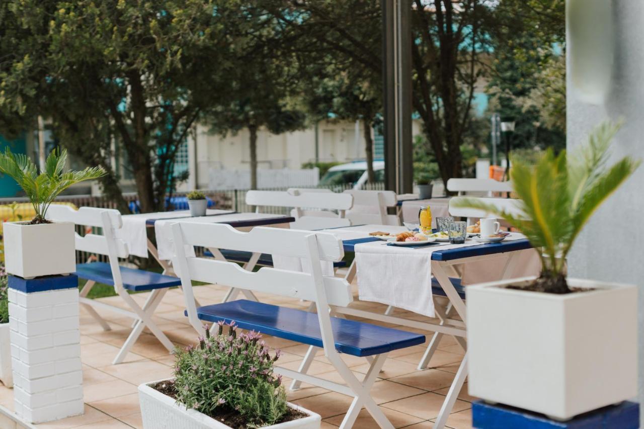 Hotel Villa Franca Lignano Sabbiadoro Exterior photo