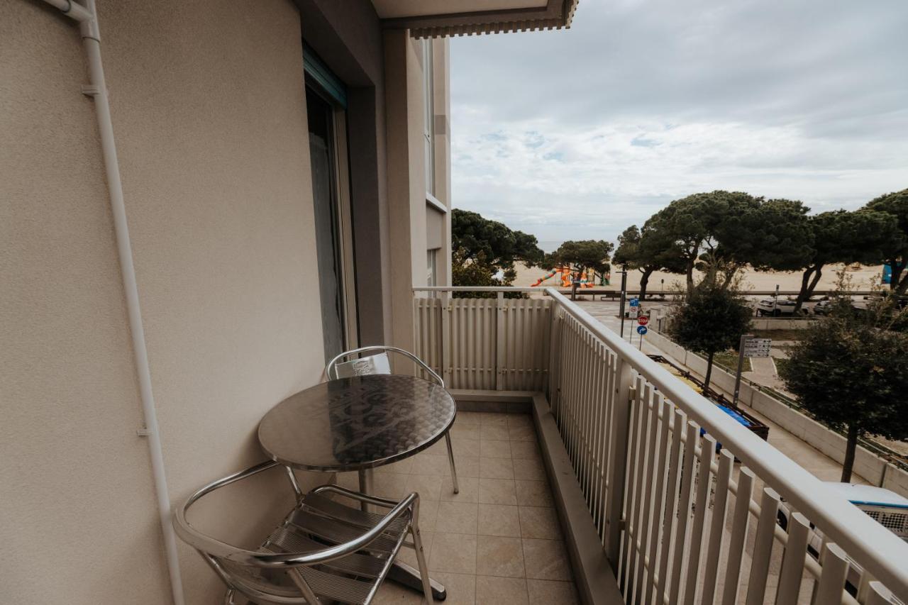 Hotel Villa Franca Lignano Sabbiadoro Exterior photo